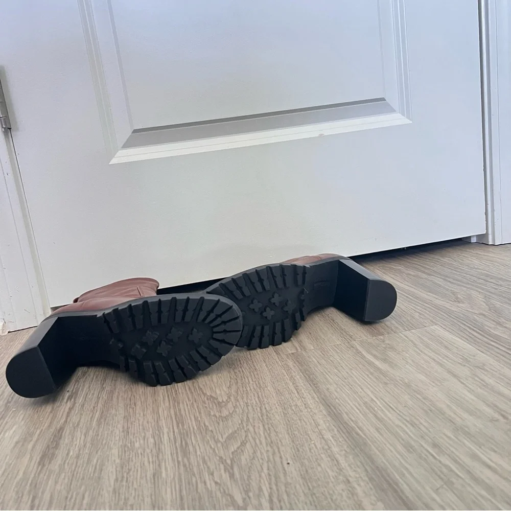 BCBGeneration Rich Brown Heeled Boots - Picture 4 of 9